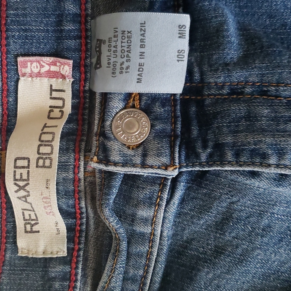 Levi Jeans - Picture 2 of 5